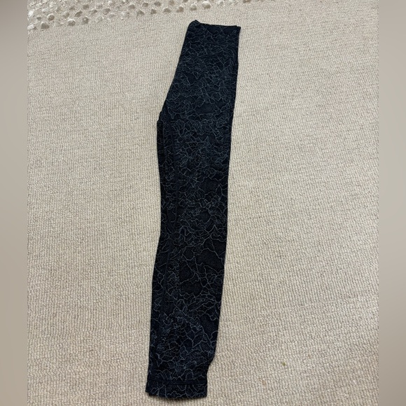Lululemon Align Leggings - Picture 1 of 3